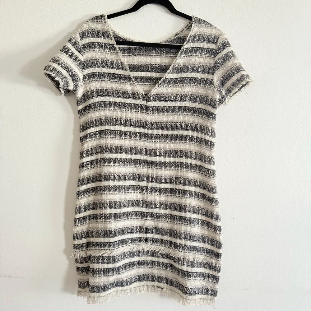 Zara • Neutral Tweed Short Sleeve Dress - Picture 2 of 3